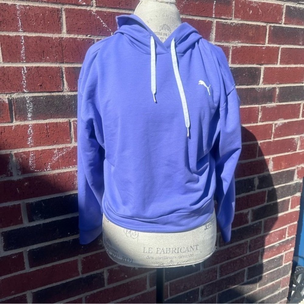 Puma Lavender Pullover Hoodie with White Drawstrings and Logo  PM7